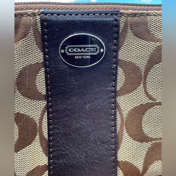 Coach Wristlet Heritage Signature Chelsea - Picture 3 of 5